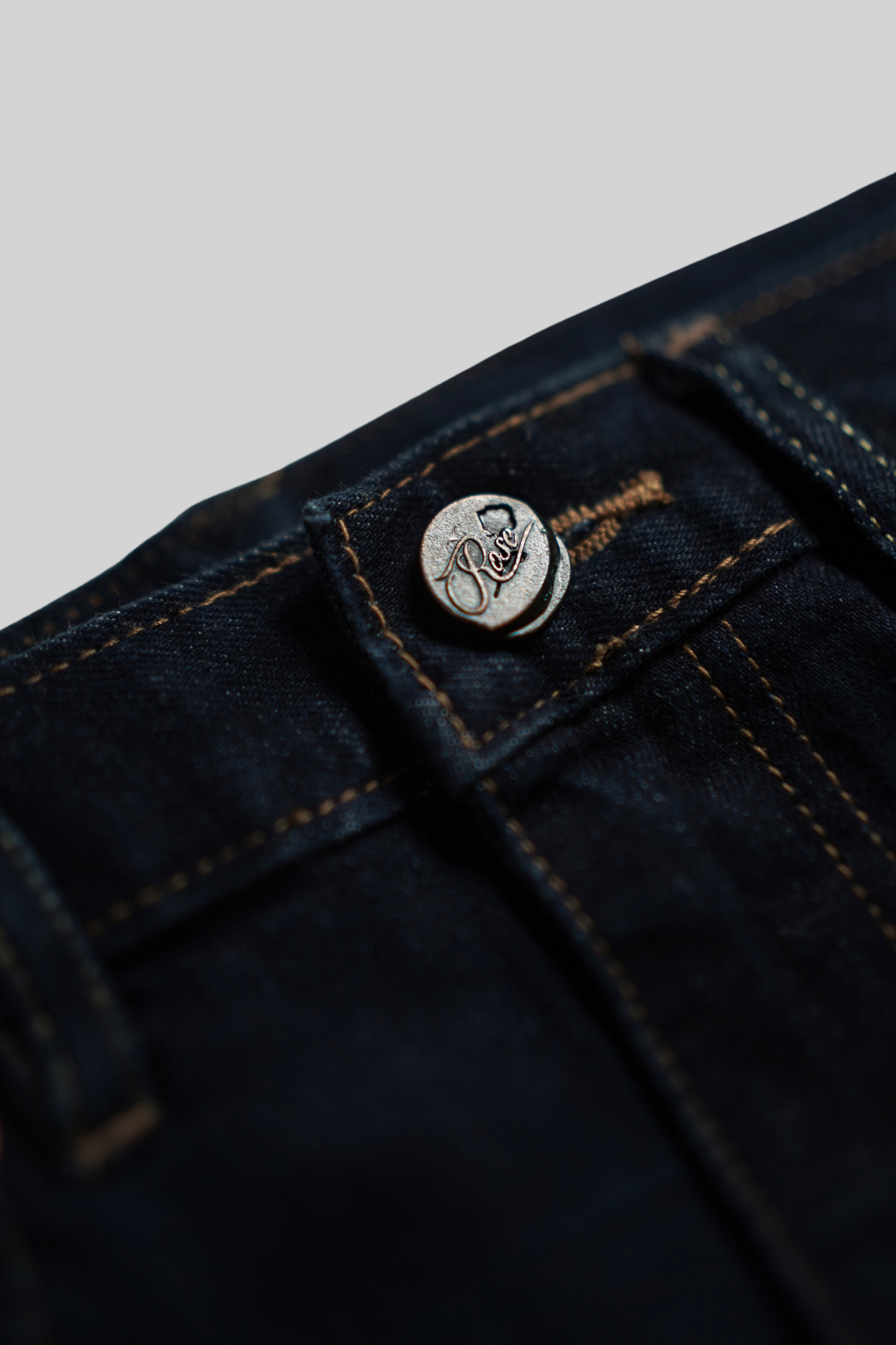 Selvedge Denim Straight Jeans- Indigo