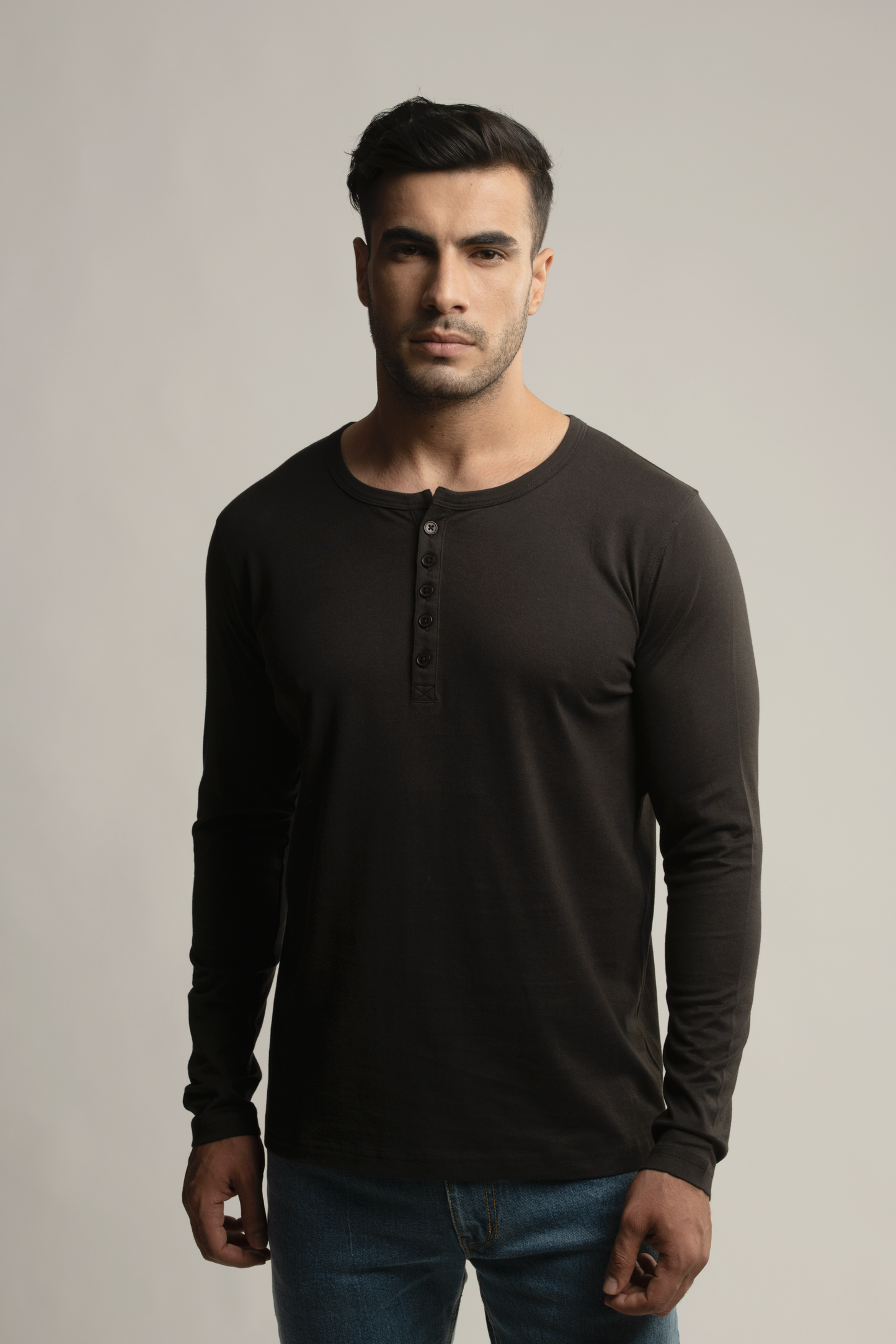 Suvin Gold Henley T-Shirt- Black